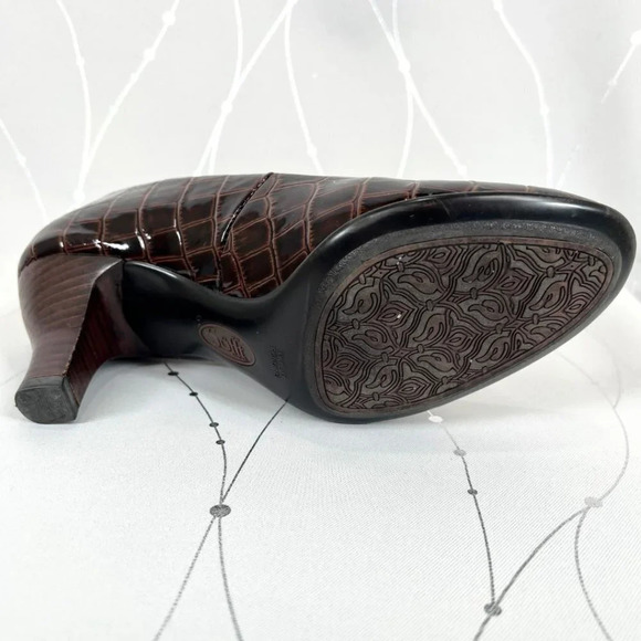 Sofft Glossy Brown Crocodile Print 3" Pumps Heels $110 - Picture 5 of 7